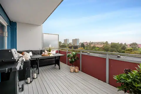 Vestvendt balkong på ca. 12,5 m².