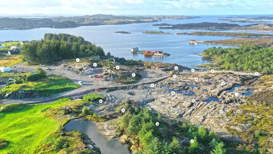 Tomt — Utanpådalen , Glesvær